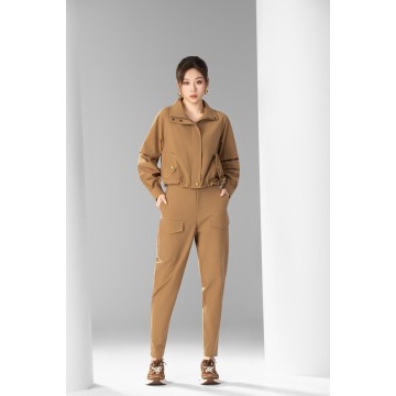 棕调率性工装夹克